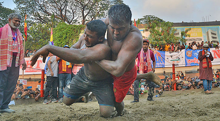 লালদীঘি মাঠে জব্বারের বলীখেলা ২৫ এপ্রিল